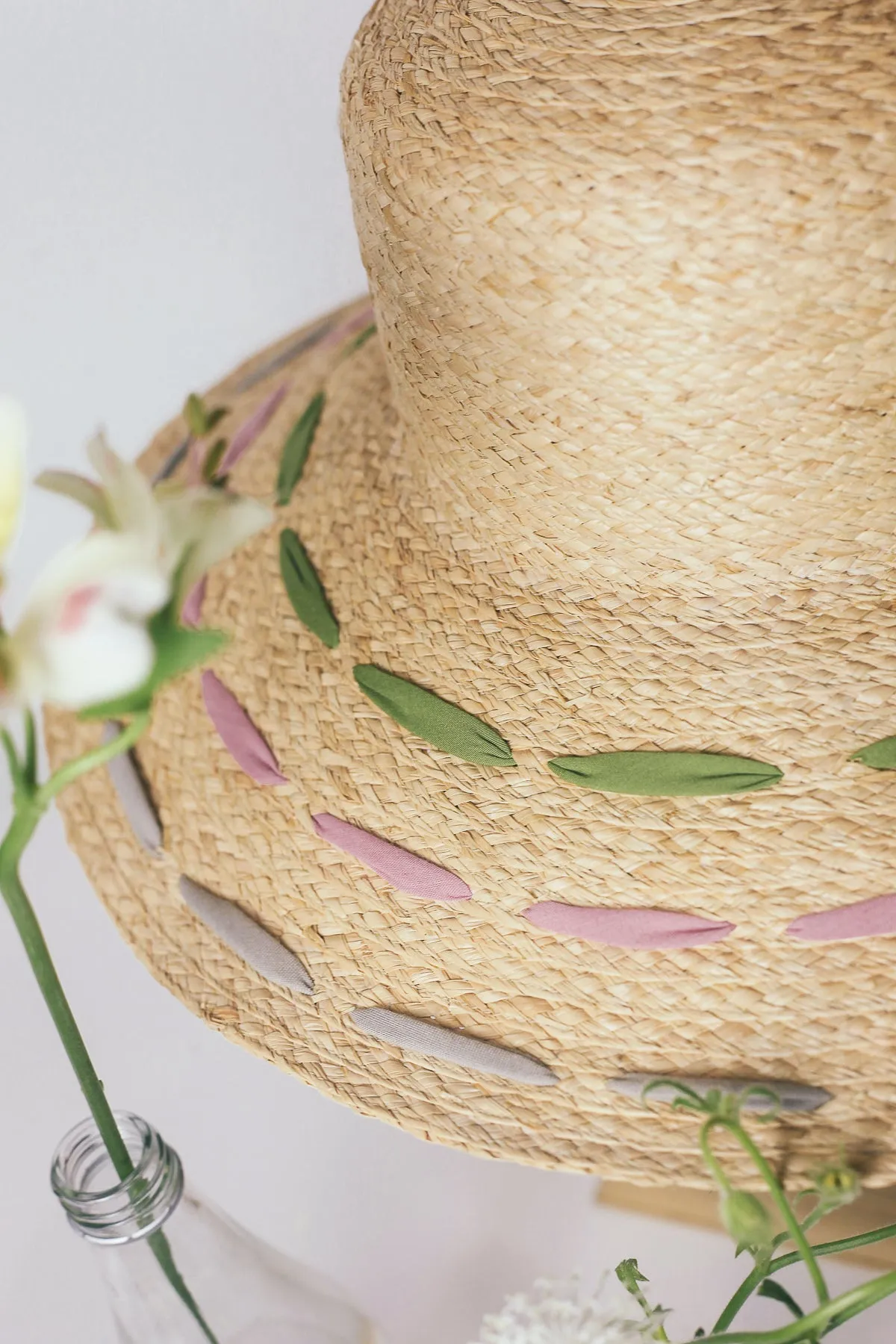 Anne raffia wide brim colorful hat