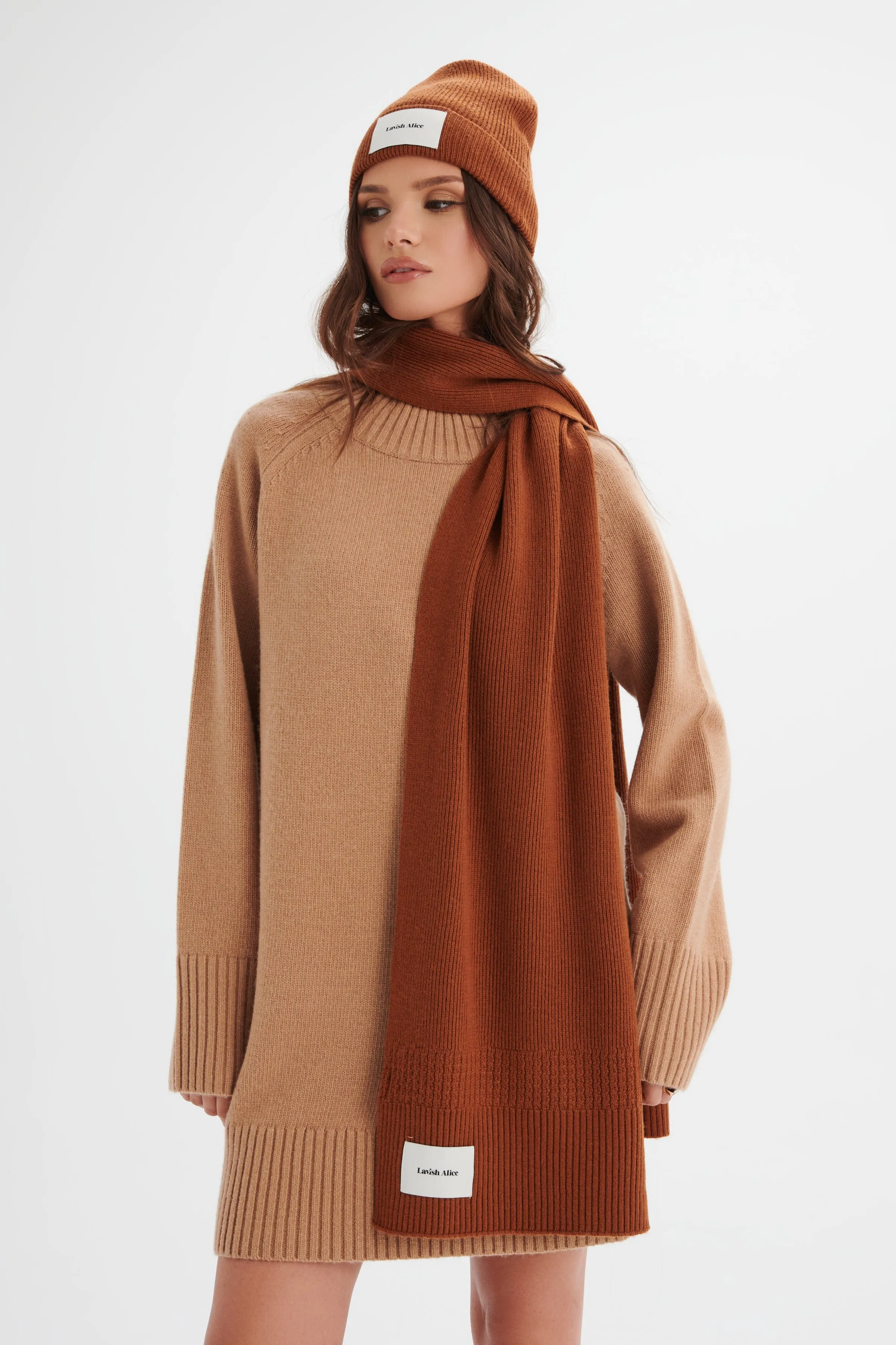 EZRA Knitted Cashmere Blend Beanie in Camel