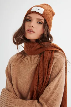 EZRA Knitted Cashmere Blend Beanie in Camel