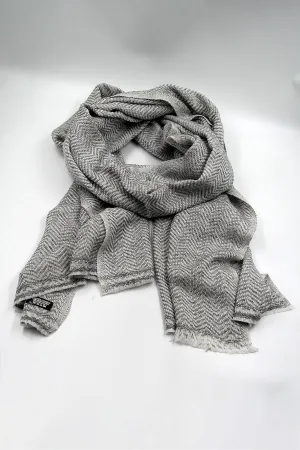 Herringbone Pattern scarf in 100% cashmere