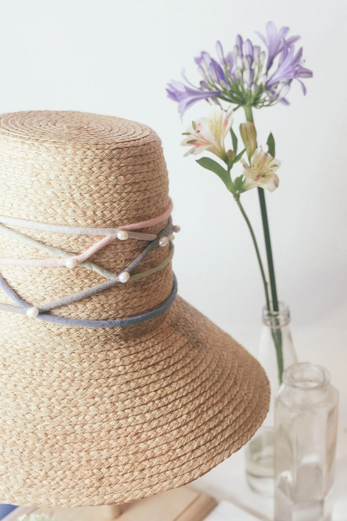 Iris raffia downturn brim hat with pearls