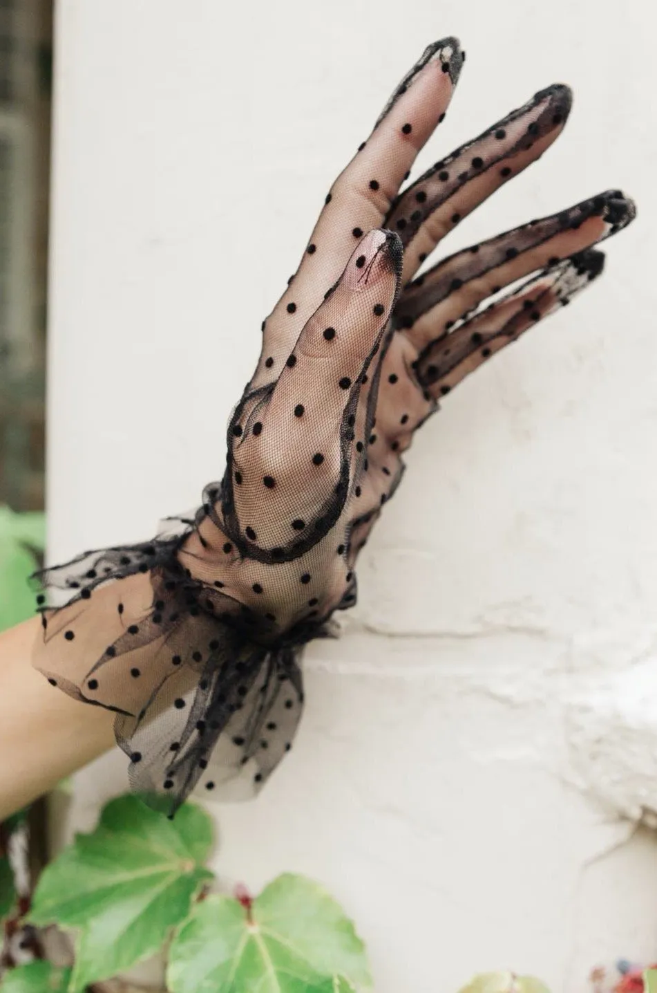 Sheer Dot Gloves