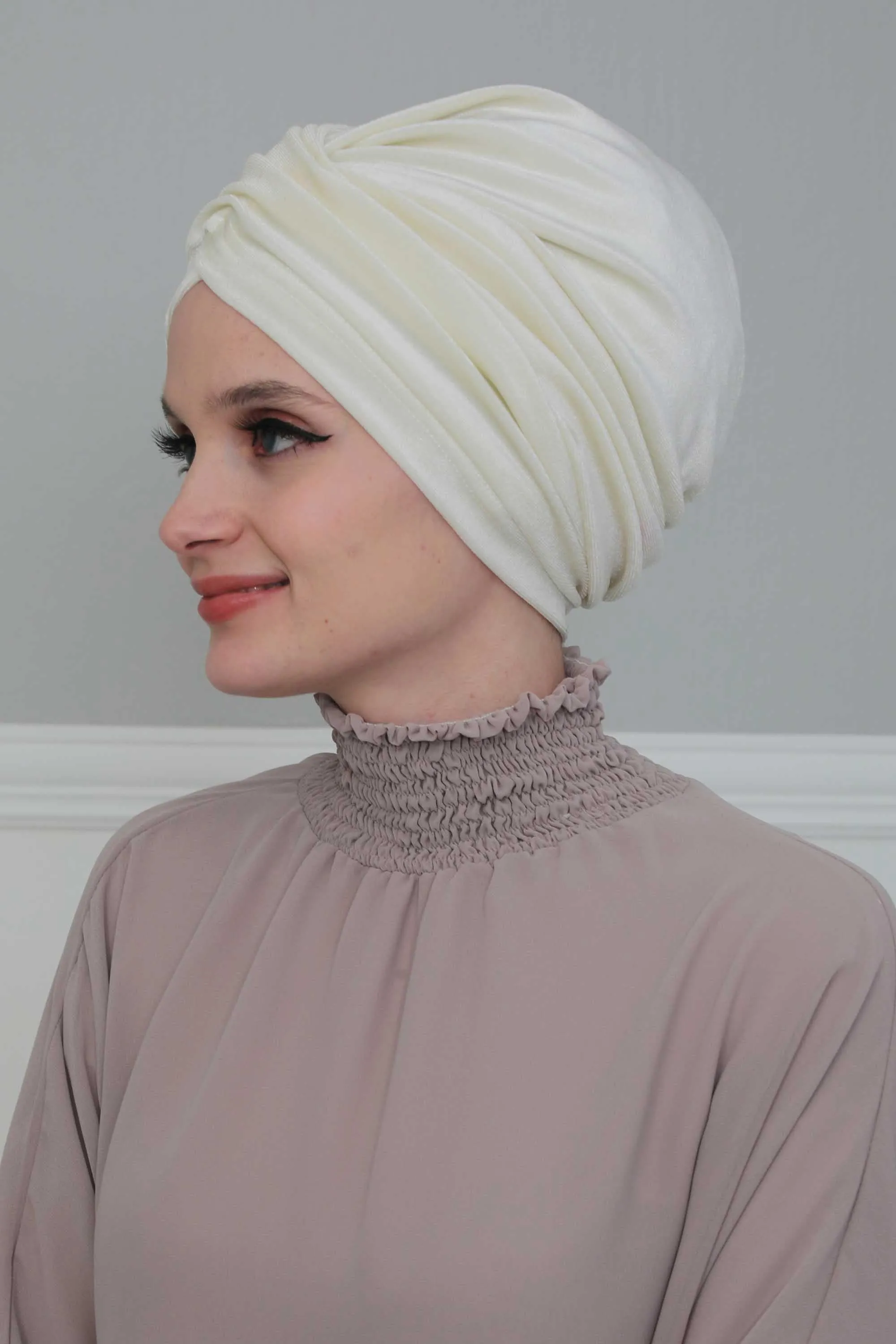 Super Soft Velvet Pre-Tied Turban, Comfortable Lightweight Winter Bonnet Cap for Women, Easy Wrap Women Head Covering, Chemo Cancer Cap,B-9K